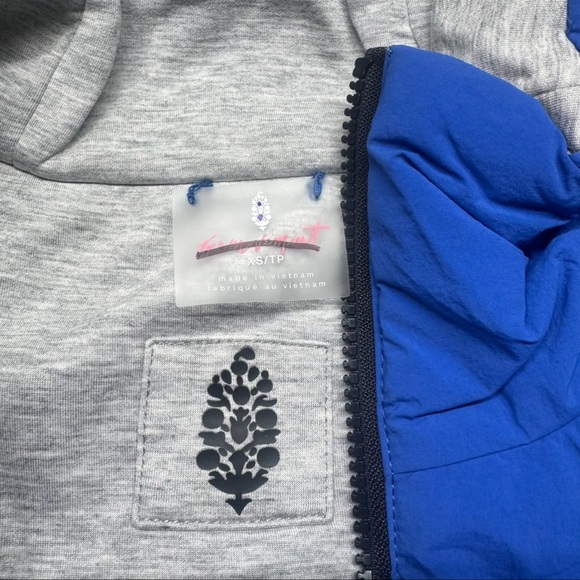 NWT Free People Movement Slalom Reversible Fleece Vest Stellar Cobalt Blue XS - Picture 17 of 17